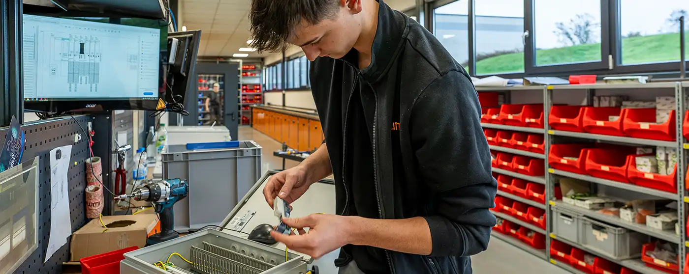 Ausbildung Elektroniker für Automatisierungstechnik